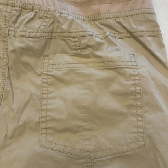 More Cargo than Khaki! Great condition! - Picture 8 of 9